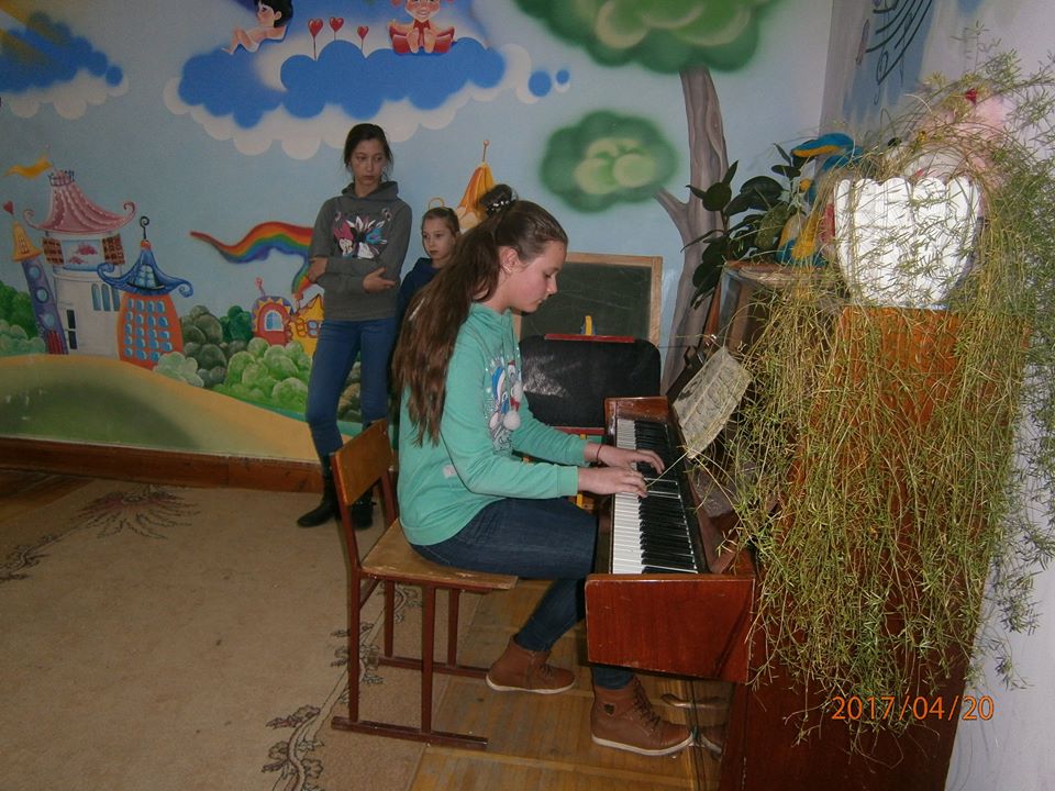 18010798 1799288957057071 7097713017350016153 n