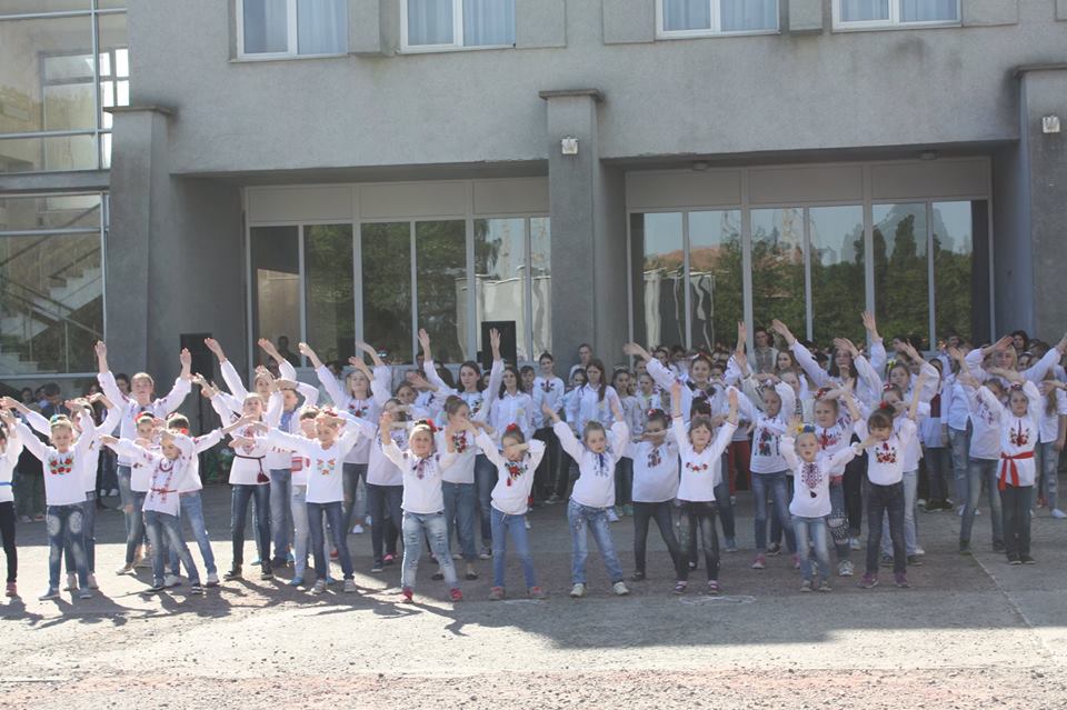 18486020 1814972852155348 7601718603062562235 n