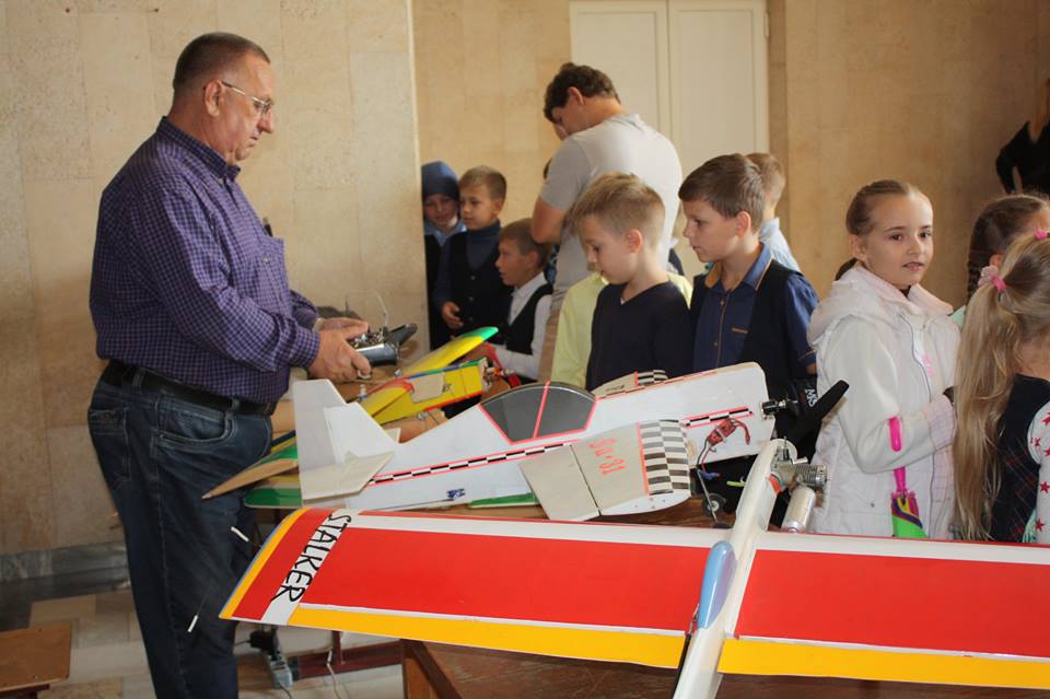 21314278 1872480476404585 2700259553588434800 n