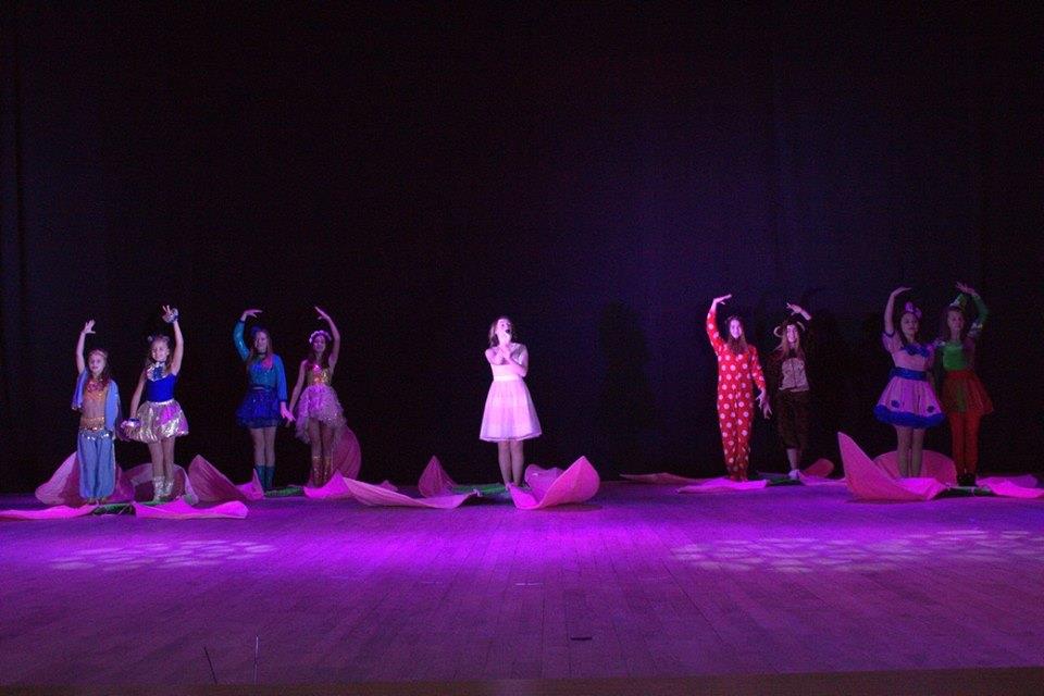 23634920 1786471151425800 206844293 n